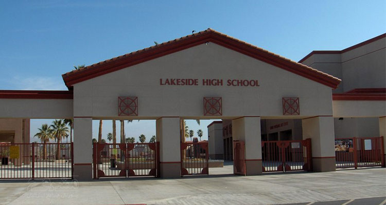 مدرسه Lakeside