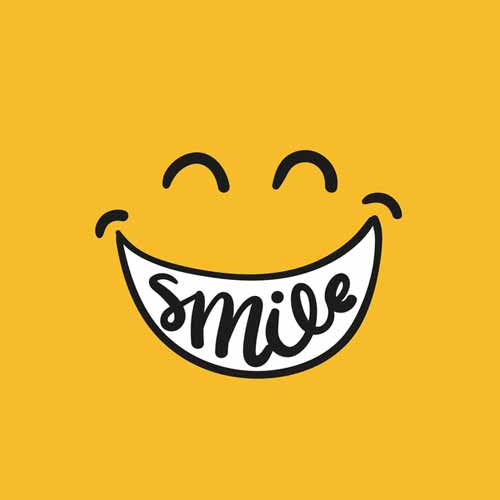 لبخند به انگلیسی میشود : Smile
