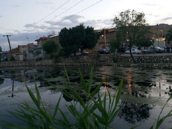 چشمه قرخ بلاغ در روستای کلی