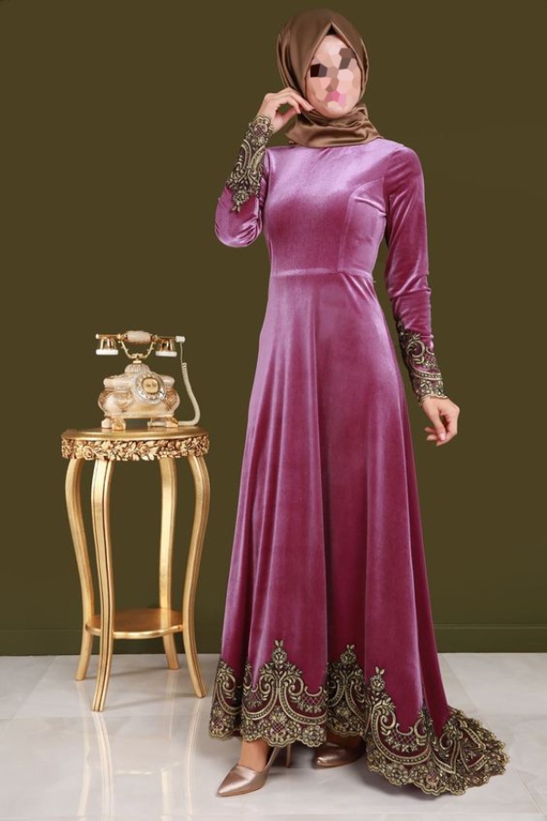 مدل لباس عربی سنتی پوشیده و بلند ۱۴۰۲