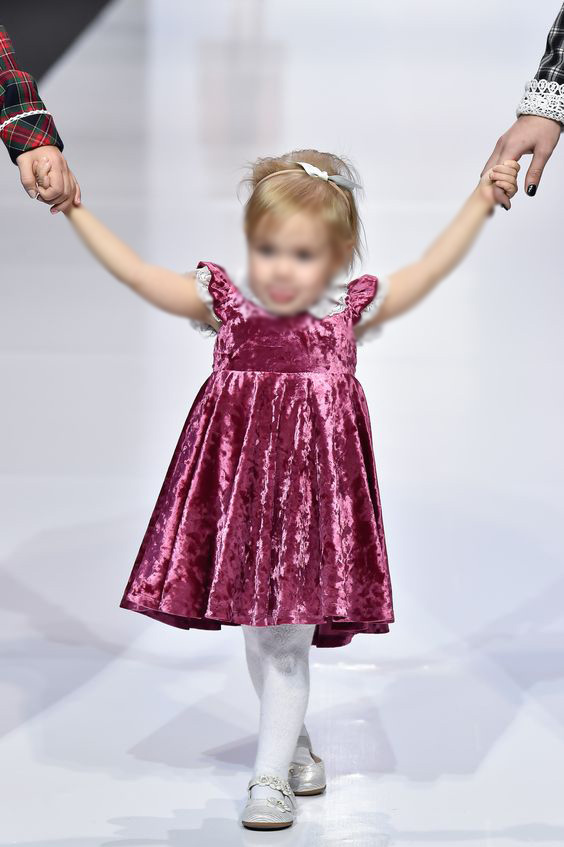 مدل لباس دخترانه بچه گانه با پارچه کبریتی
