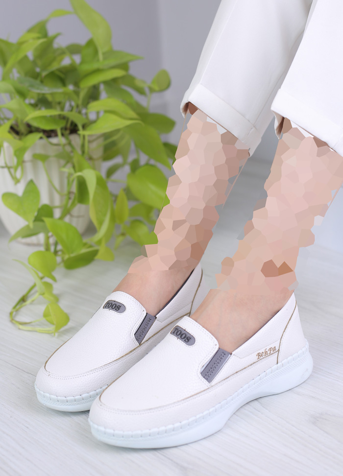 مدل کفش دخترانه اسپرت سفید برای عید