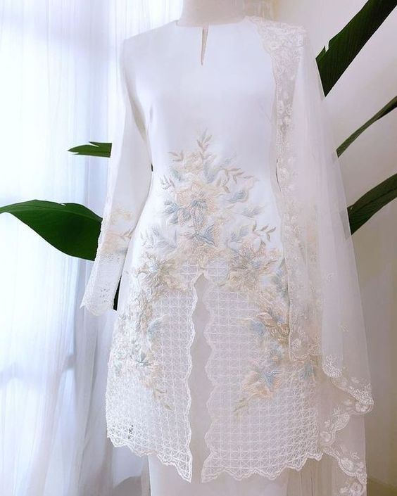 مدل لباس عروس پوشیده لبنانی