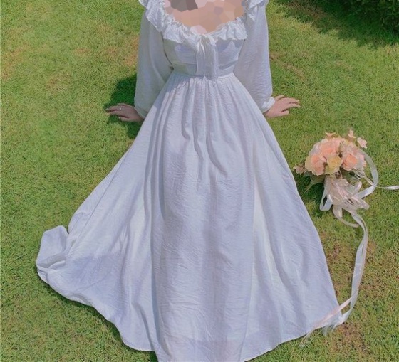لباس عروس عروسکی پف دار
