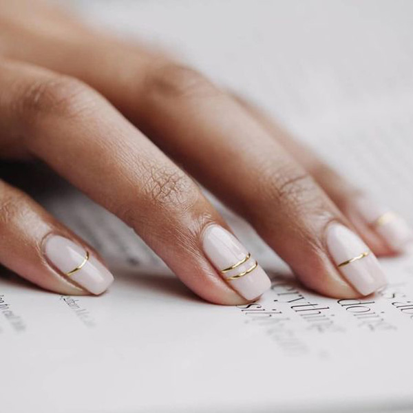 طرح ناخن مینیمال تابستانی