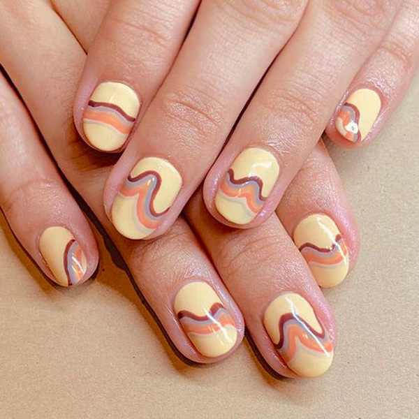 طرح ناخن مینیمال تابستانی