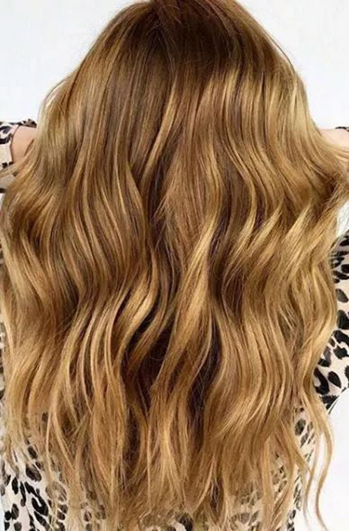 مدل رنگ موی طلایی زیتونی
