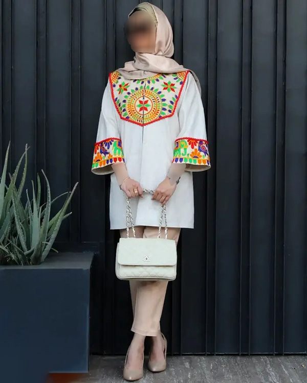 مدل مانتو با خرج کار سنتی سفید