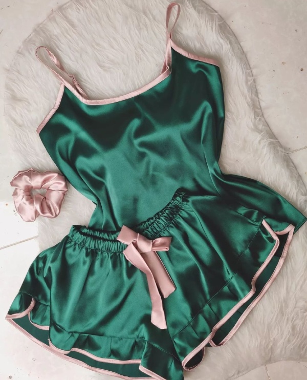 لباس خواب ست ساتن سبز