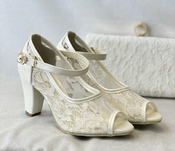 کفش پاشنه بلند گیپور عروس