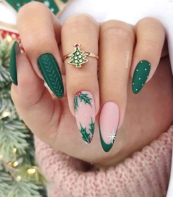 womens winter nail design 19 - طرح ناخن زمستونی جدید 1402 برای همه دختر های تینیجر