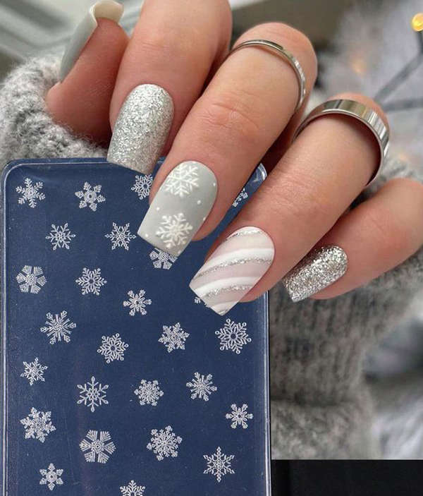 womens winter nail design 28 - طرح ناخن زمستونی جدید 1402 برای همه دختر های تینیجر
