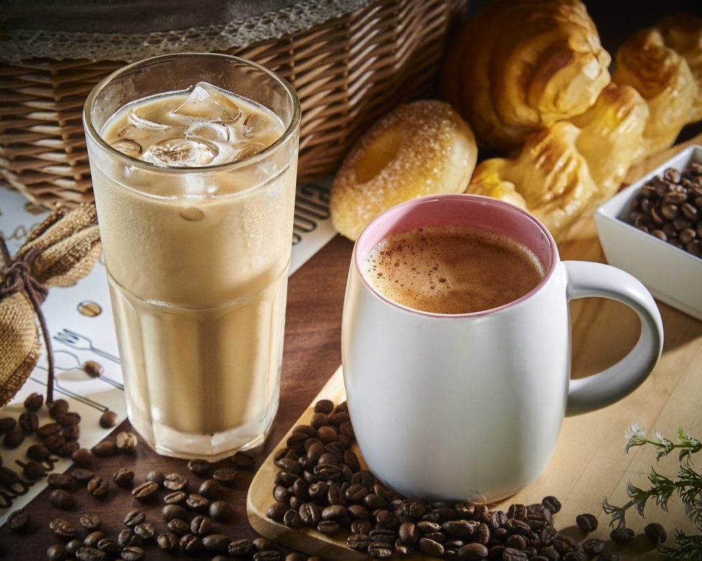 کافئین قهوه سرد و گرم