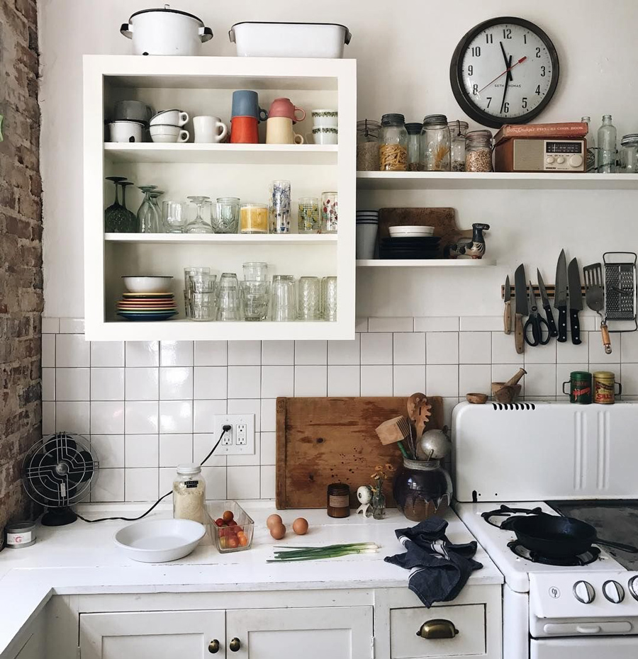 روش منظم کردن کابینت ها