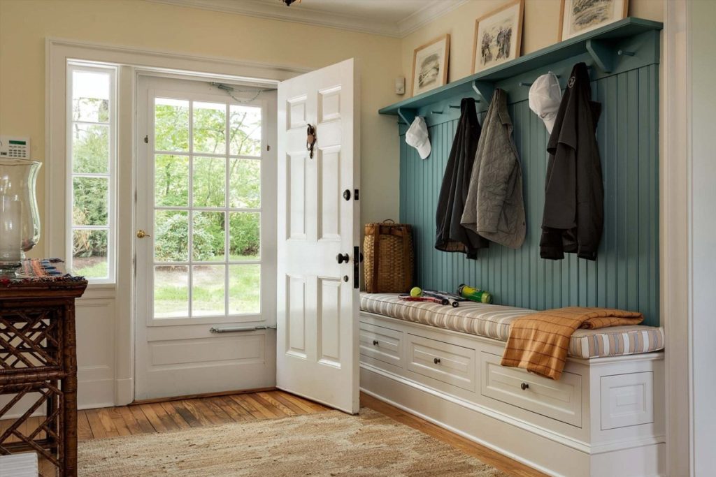 بهترین مکان برای جالباسی در آپارتمان کوچک