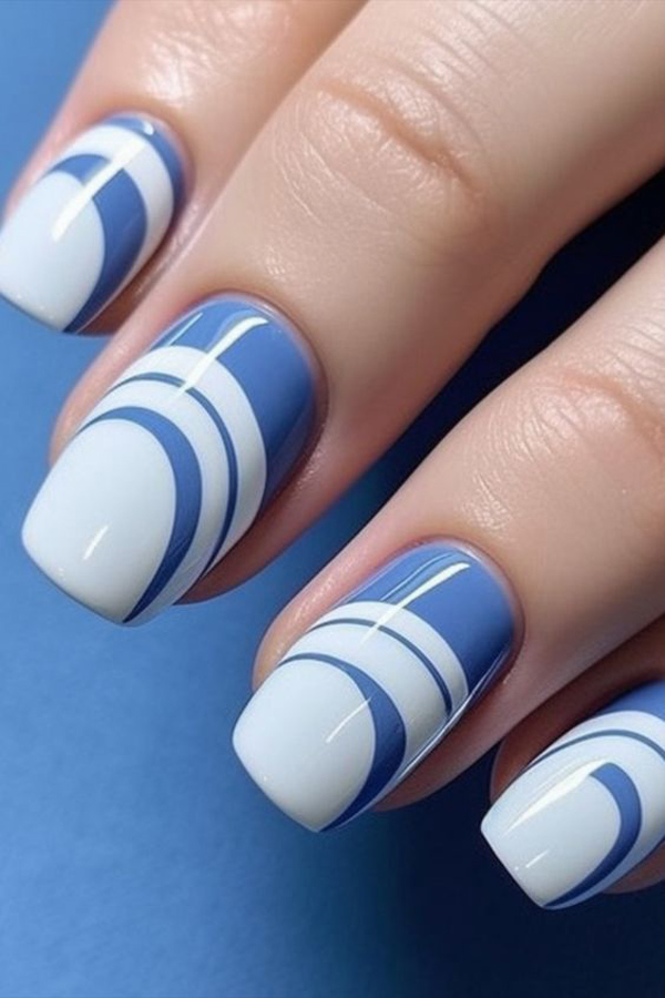 طرح ناخن آبی و سفید ساده