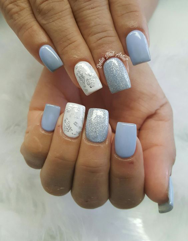 طرح ناخن آبی و سفید ساده