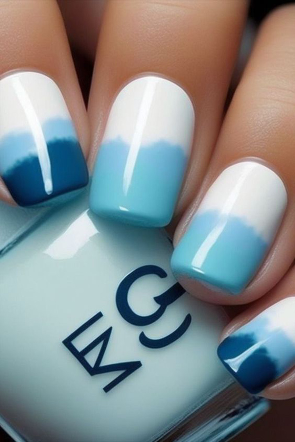 طرح ناخن آبی و سفید ساده