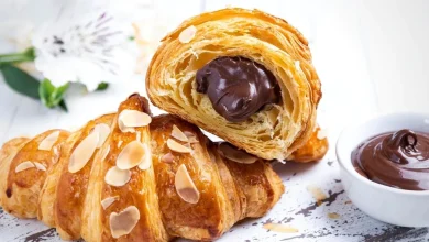 طرز تهیه کروسان شکلاتی با خمیر هزارلا آماده