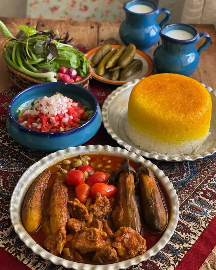 خورش غوره بادمجان، رنگ و لعاب سفره‌های ایرانی