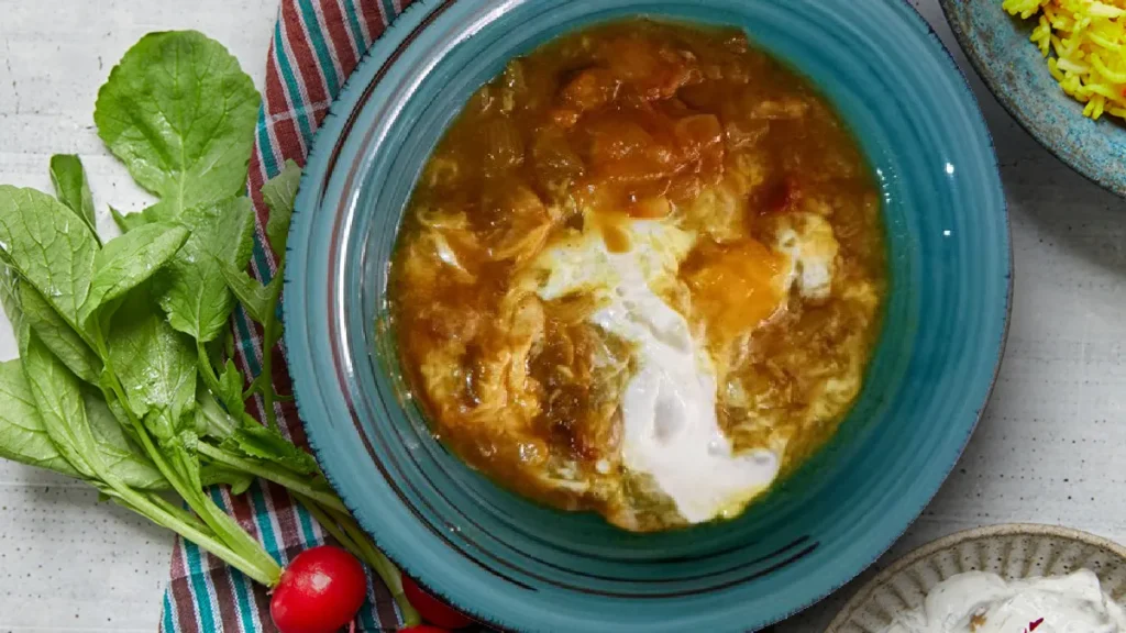 خورشت گوجه سبز؛ عطر و طعم بهشتی شمال