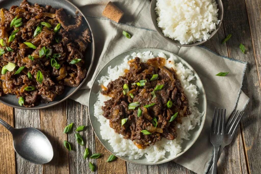 با کمترین مواد اولیه، یه خورش جگر گوسفند مجلسی درست کن