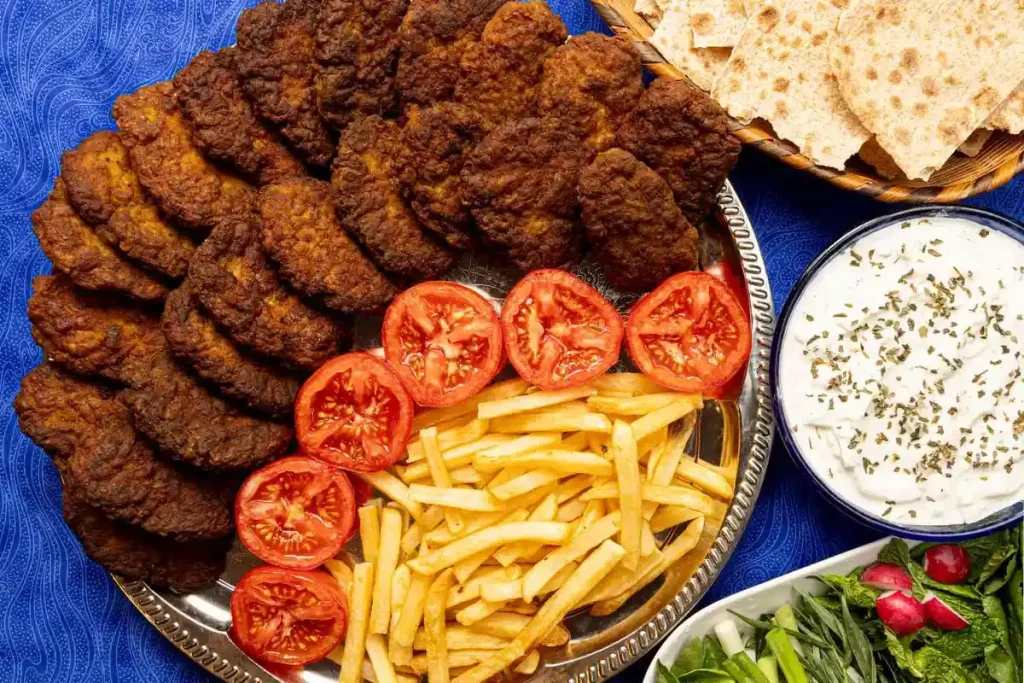طرز تهیه کتلت گوشت برای ۲۰ نفر