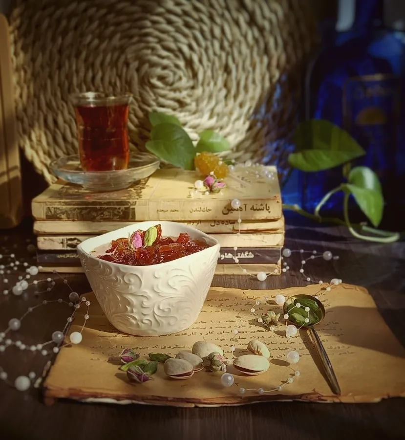 همراهی دلچسب چای عصرانه: مربای گلابی جنگلی، یک انتخاب کلاسیک