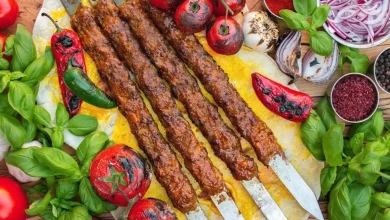 طرز تهیه کباب کوبیده با گوشت چرخ کرده و سویا