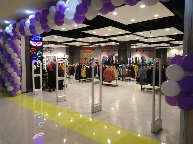 راهنمای انتخاب گیت فروشگاهی لباس و پوشاک