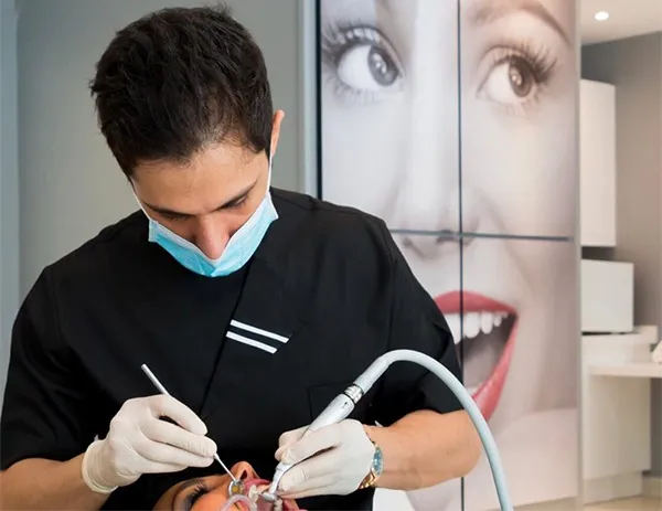 دکتر علی صفار