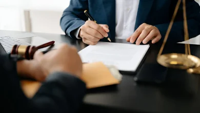 اهمیت مشاوره با وکیل پیش از تنظیم قرارداد