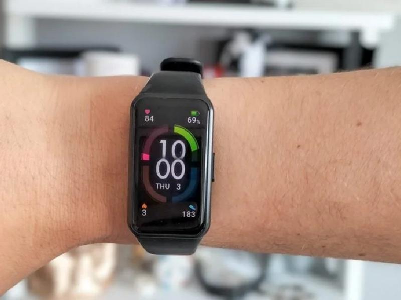 ساعت هوشمند آی می لب