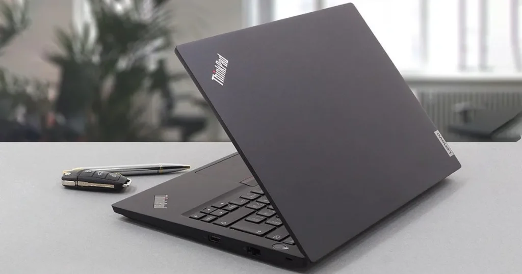 طراحی لنوو ThinkPad