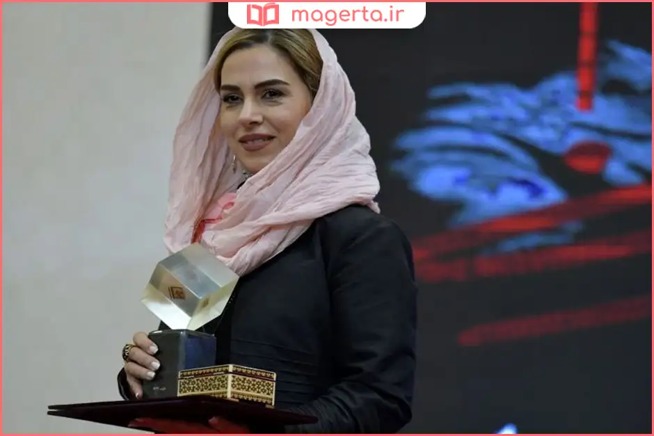 بیوگرافی تینا پاکروان