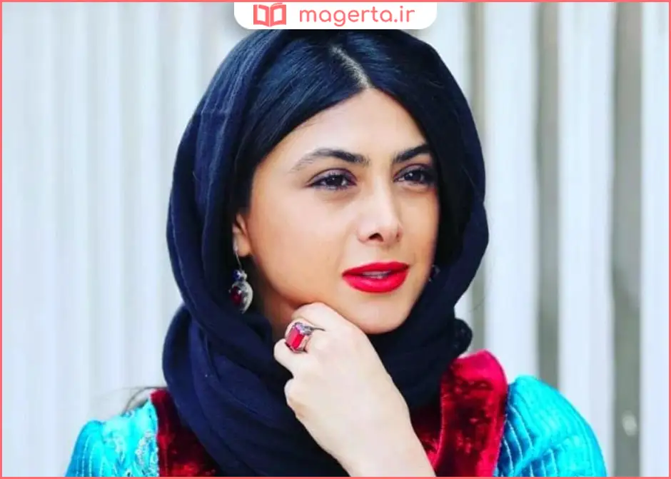 بیوگرافی آزاده صمدی