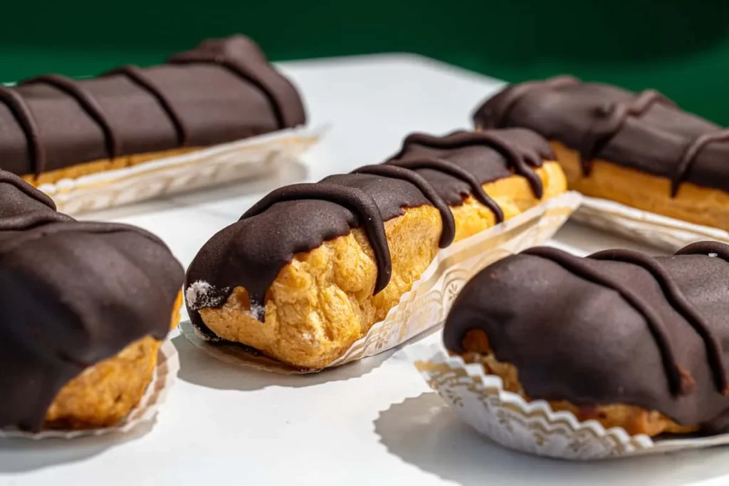 طرز تهیه شیرینی اکلر