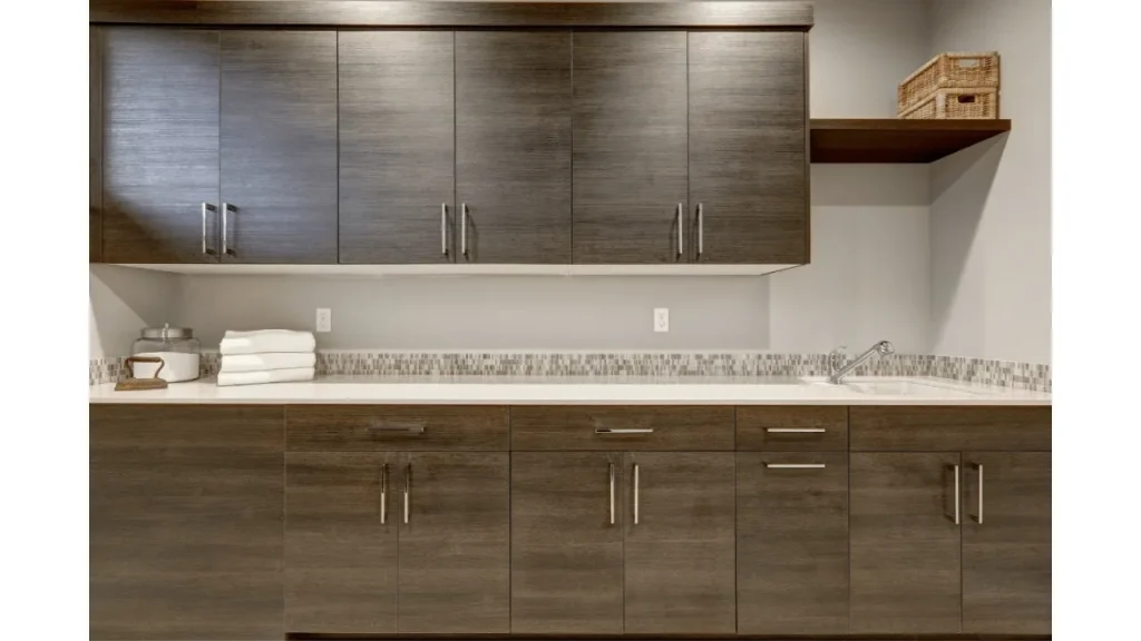 کابینت مدرن چوبی قهوهای