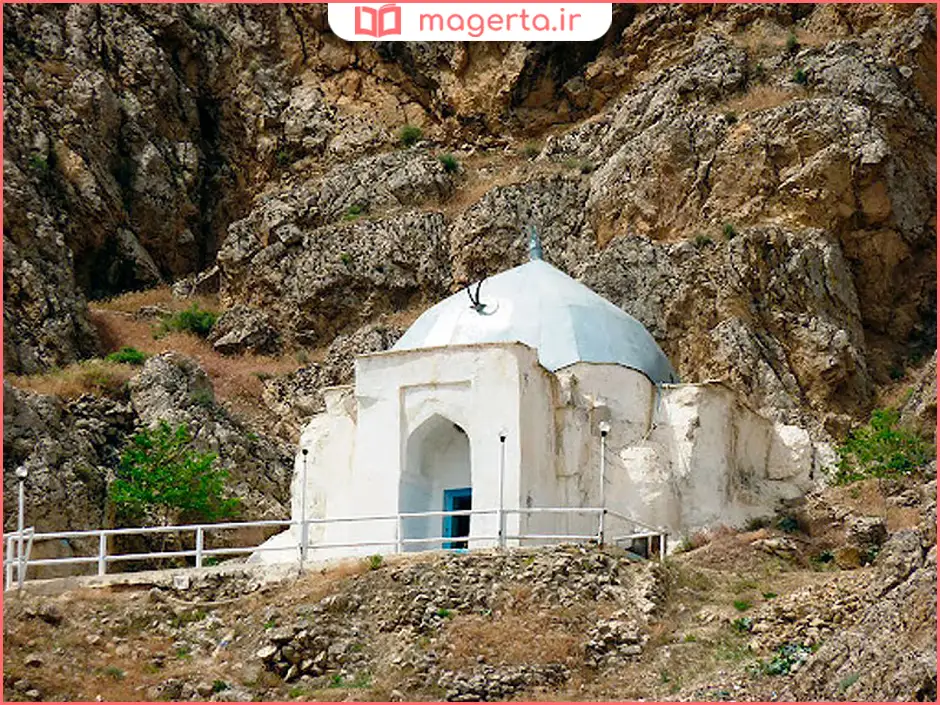 زیارتگاه پاراو بیبی