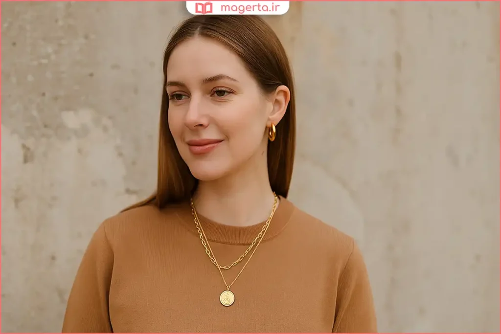ست گردنبند و گوشواره طلایی‌رنگ با آبکاری باکیفیت و رنگ ثابت