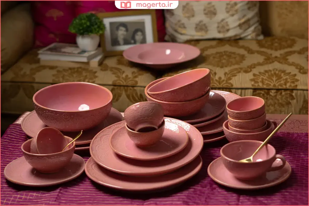 ظروف غذاخوری سرامیکی کرمرنگ مناسب پذیرایی رسمی