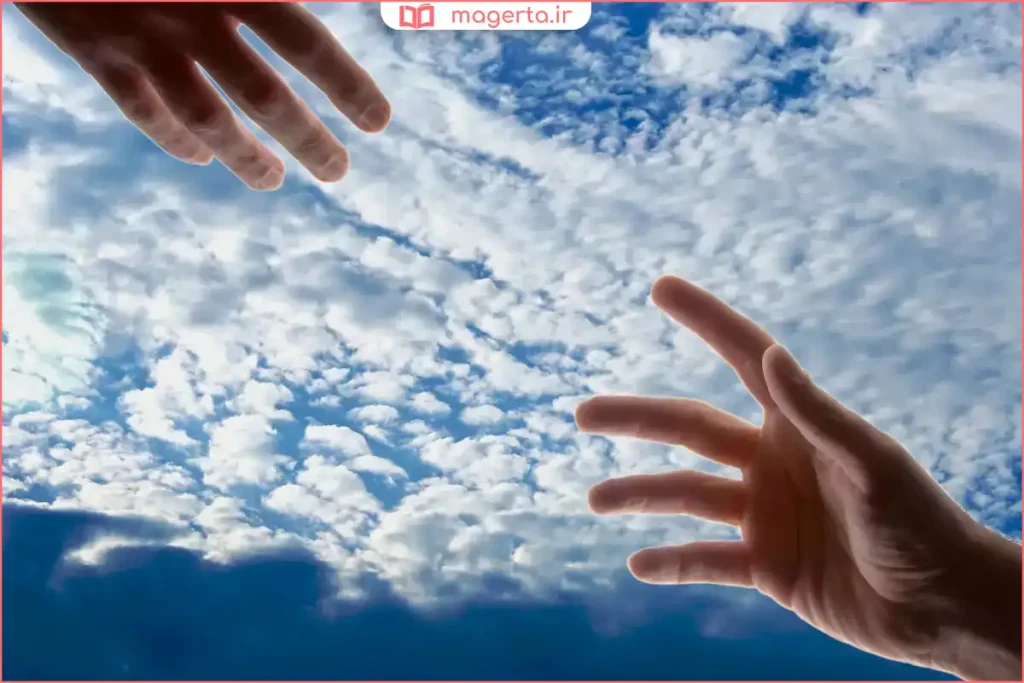 نوجوانی در حال انتخاب مسیر درست زندگی با تفکر و آرامش

