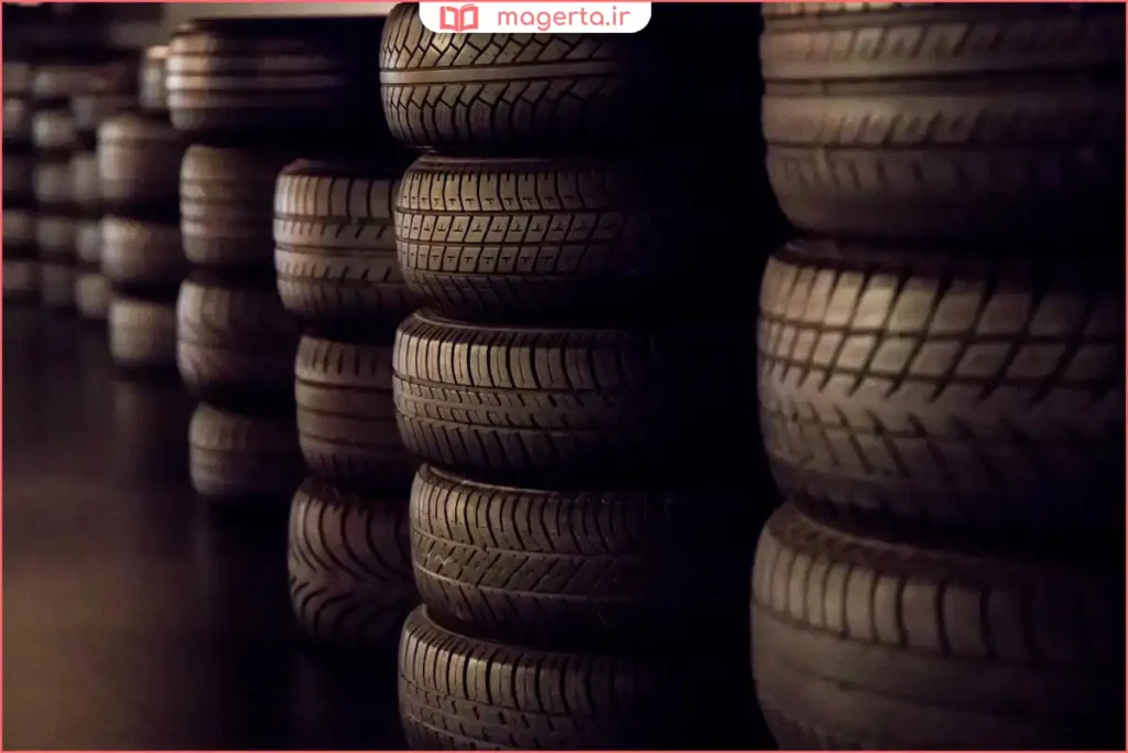 کاربر در حال ثبت‌نام اینترنتی برای خرید لاستیک دولتی در وب‌سایت