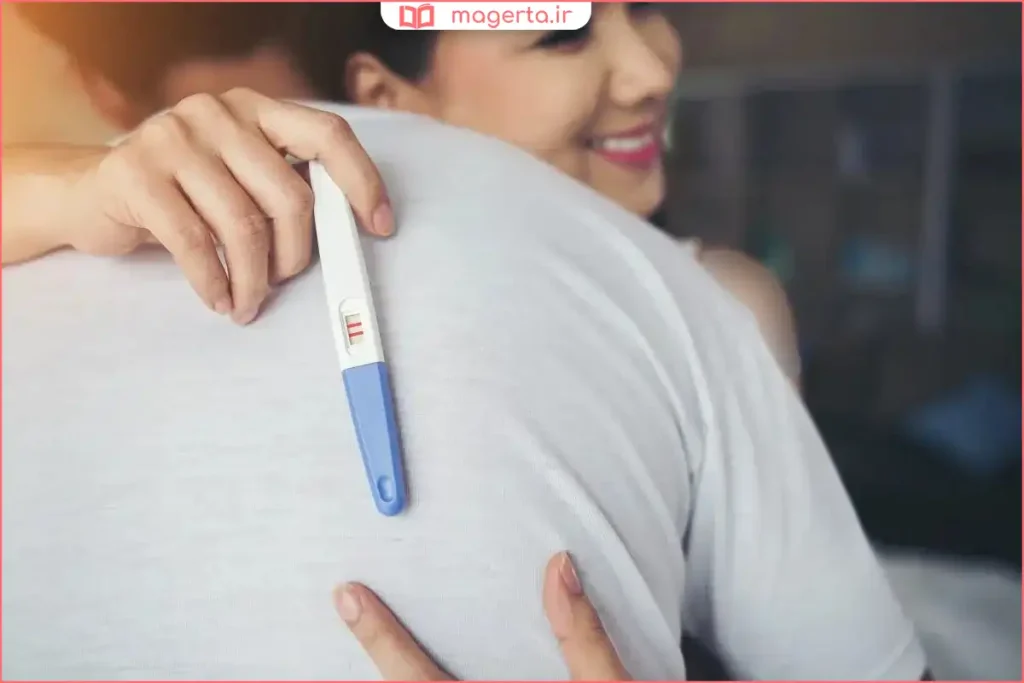 زوجی در حال گفت‌وگوی صمیمی درباره برنامه‌ریزی برای بچه‌دار شدن

