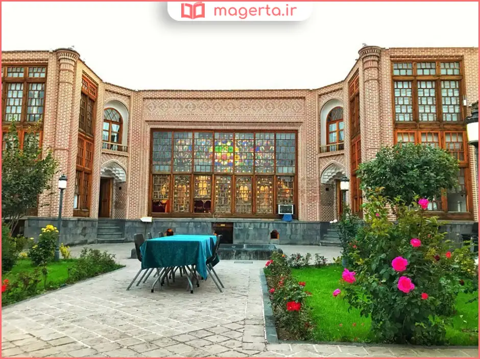 رستوران خانه صادقی
