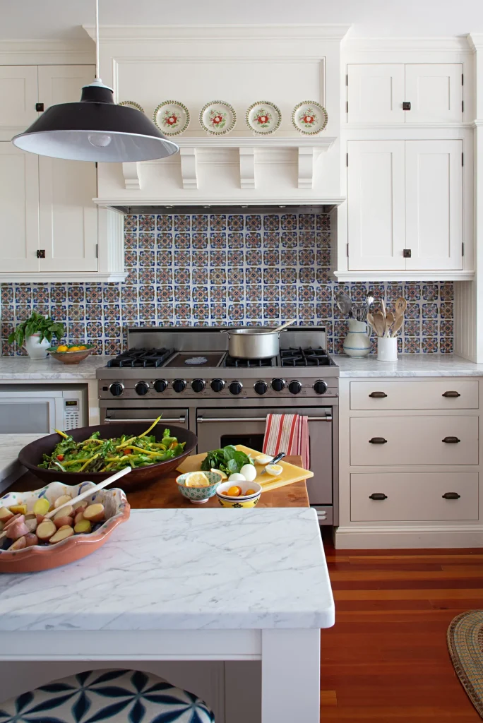 نصب دیوارپوش شاخص