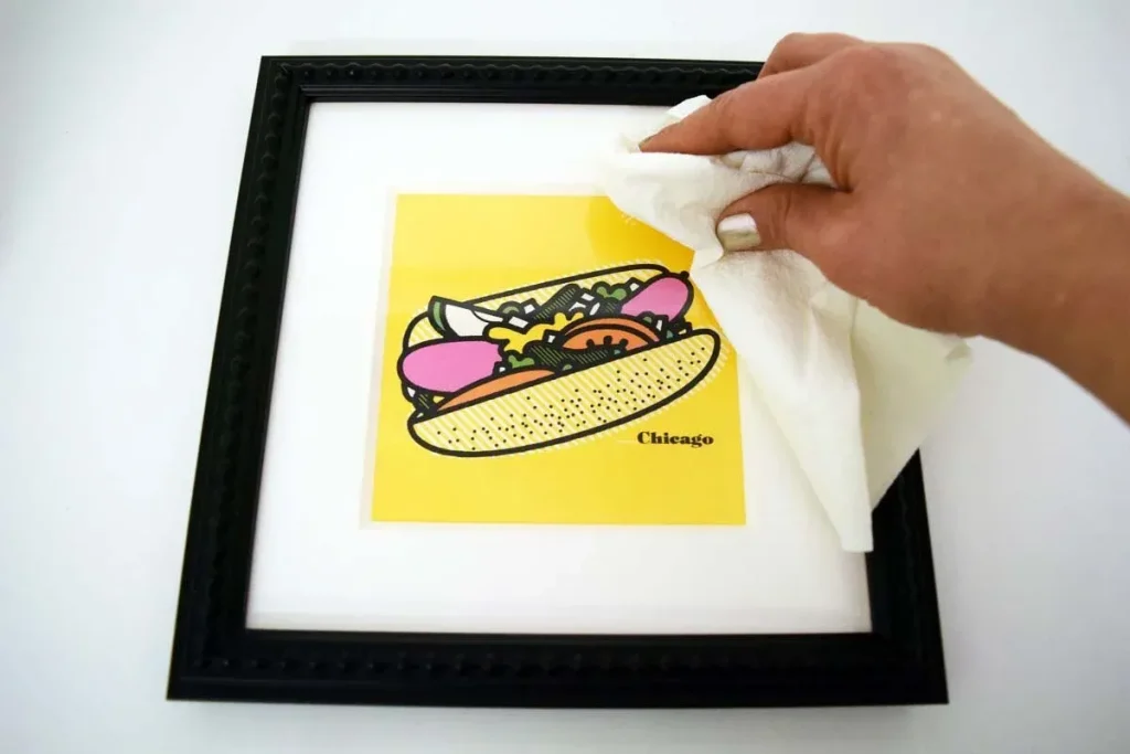 کنارههای قاب عکس