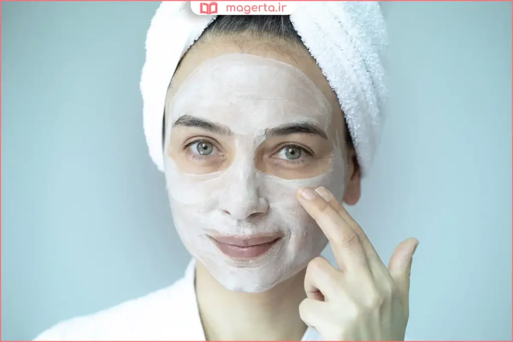 ماسک صورت تهیه‌شده از گیاه ثعلب با بافت طبیعی و یکنواخت