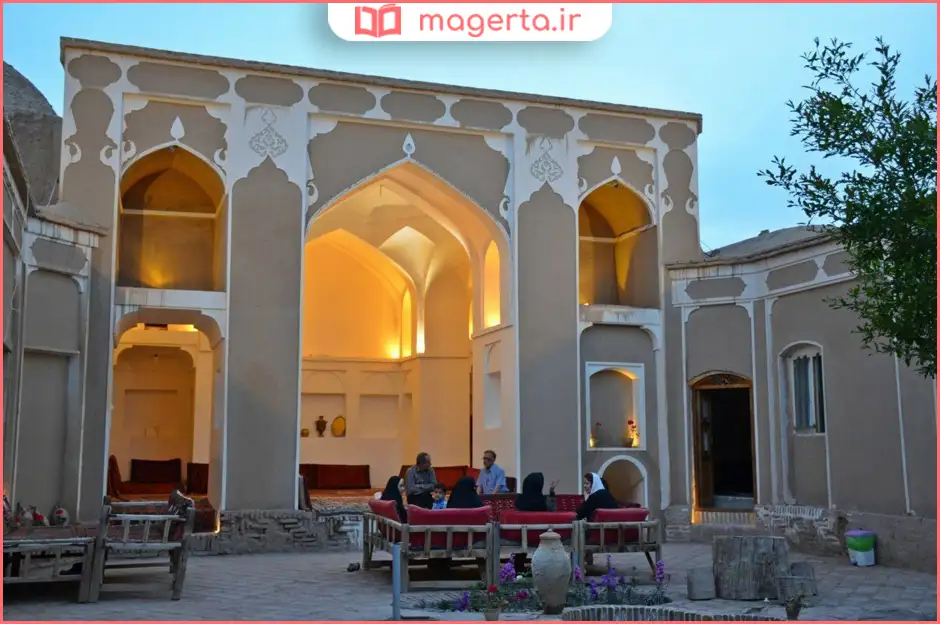 اقامتگاه بوم‌گردی قوامیه ریاب