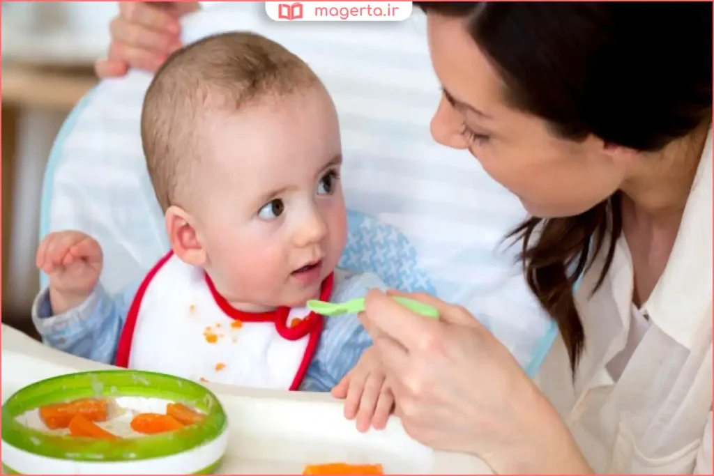 نوزاد در حال استراحت پس از تغذیه کامل